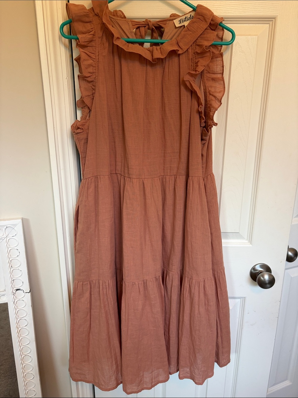 Listicle Rusty Rose Ruffle-Trim Tiered Midi Dress